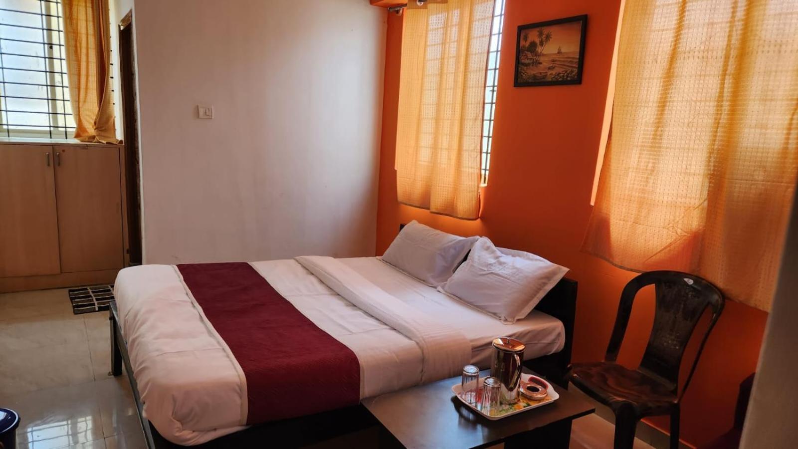 Hotel Varaha Residency Maisúr Exteriér fotografie